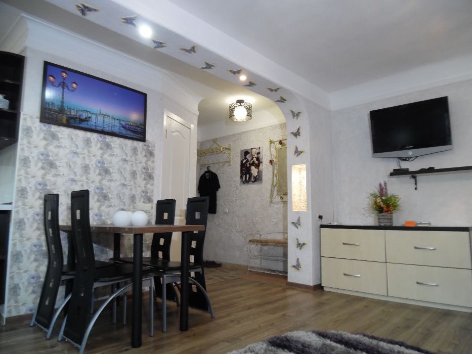 Здам 3-х кім, подобово, чек 989023145