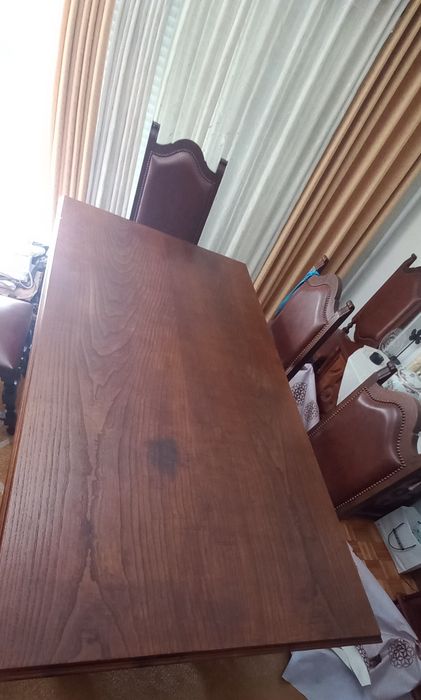 Conjunto de Mesa e Cadeiras em faia