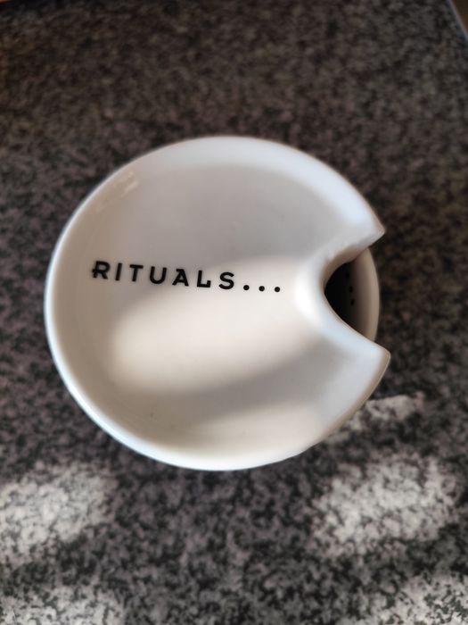 Pote de cerâmica da Rituals