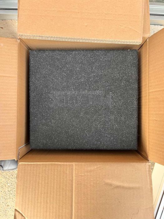 Пасивний сабвуфер 600ват Helix K 8E.2,