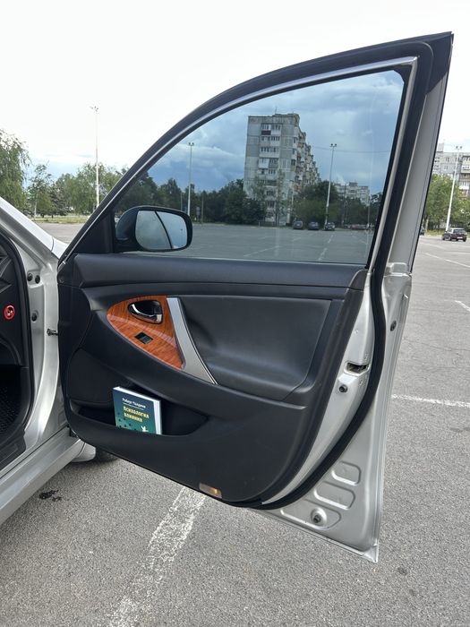 Продам Тайоту Камри 40, 2008 год, 3,5 газ/бензин, родной пробег 260 тыс