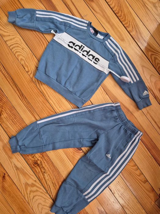 Костюм спортивный для хлопчика 4-6років adidas