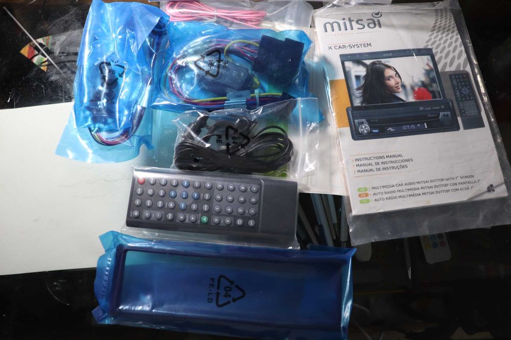 Auto radio Mitsai DV7713P Com ecrã 7 polegadas_por estrear