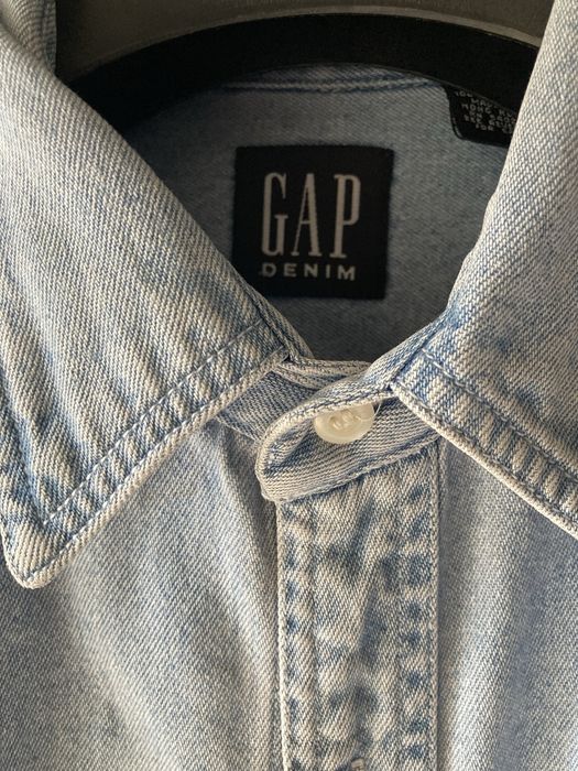 Camisa de ganga da GAP em otimo estado!