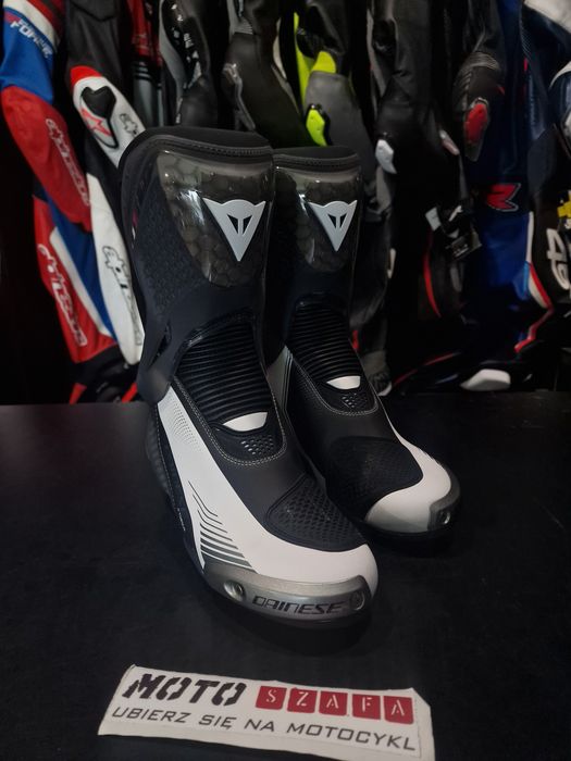 Buty motocyklowe DAINESE TORQUE 4 S BLACK/WHITE '41 '42 '45