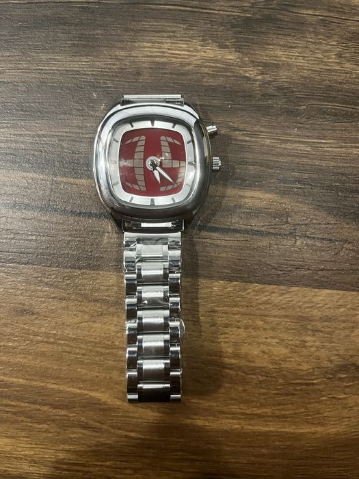 Трендовые механические часы, новые