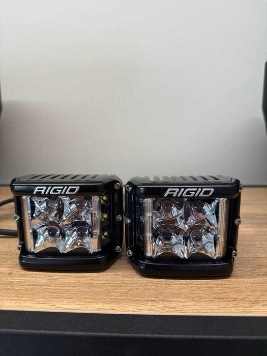 Додаткове освітлення Rigid Hood Hinge-Mounted  для Jeep Wrangler