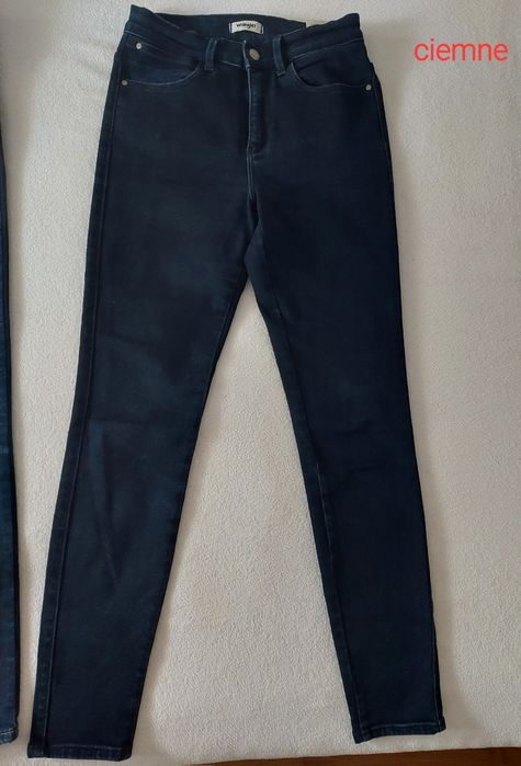 Spodnie Jeansy Wrangler High Rise Skinny

Wranglery High Rise Skinny