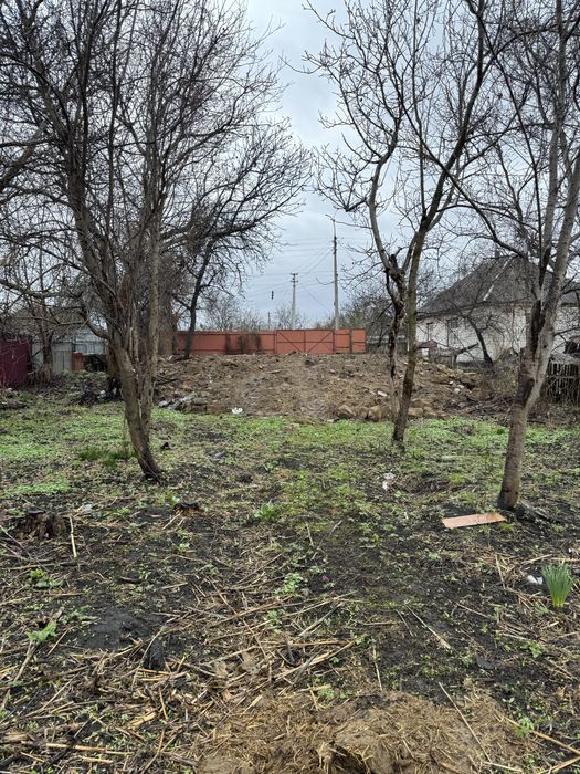 Продаж ділянки біля річки