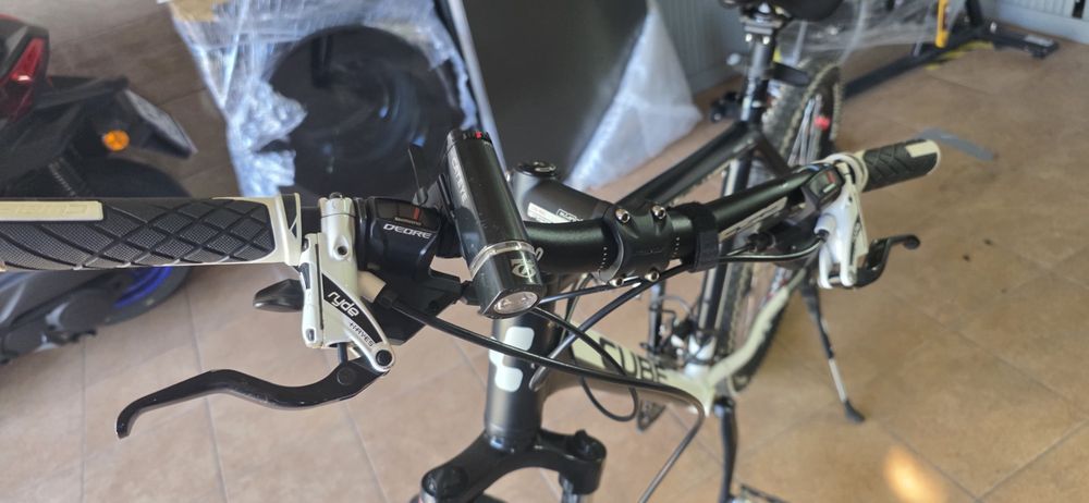 Cube attention  mtb zrobil 300km M-L rower górski