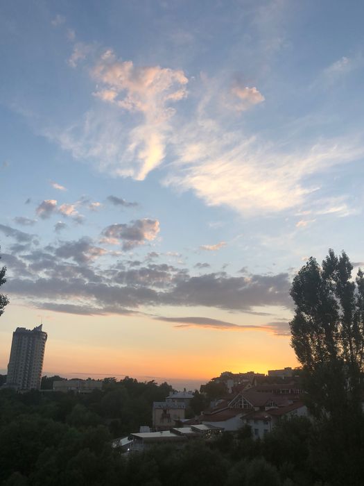 Оренда квартири вул. Роксолани 16