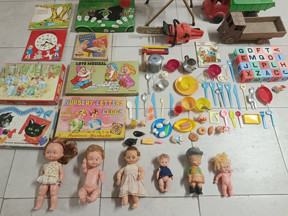 Brinquedos e jogos antigos