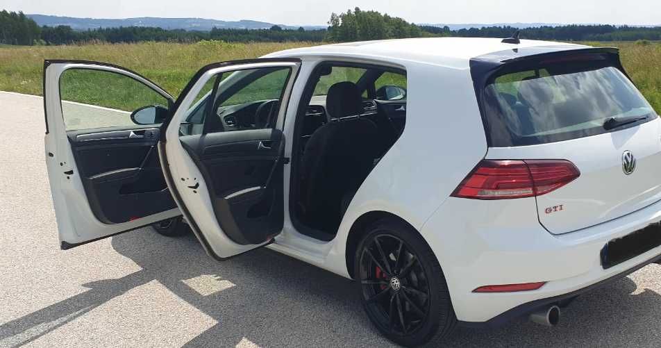 VOLKSWAGEN GOLF 7 GTI РЕШЕТКА бампер разбор шрот golf gti запчасти детали обвес