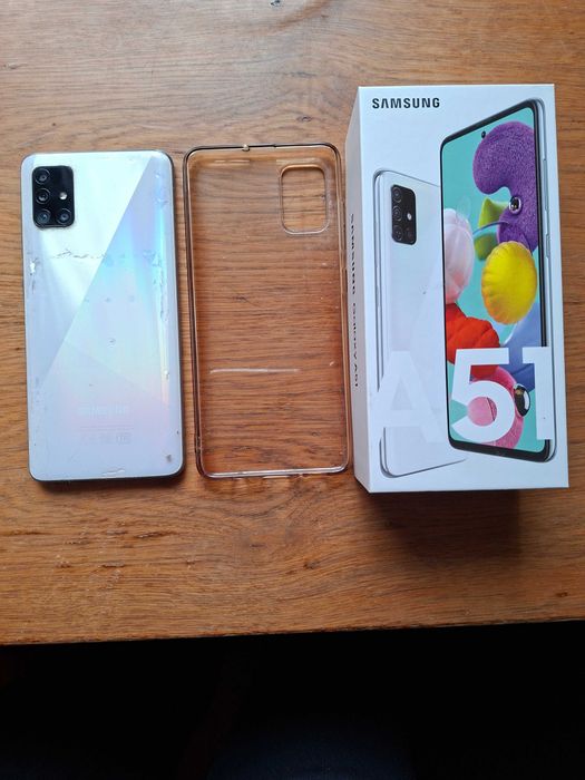 Смартфон Самсунг Samsung Galaxy A51 (модель SM-A515F/DSN) 8/6 ГБ 128 Гб