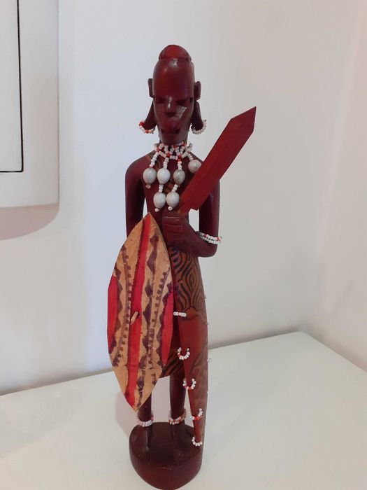Figuras africanas artesanais