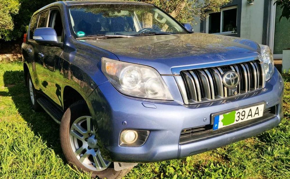 TOYOTA LANDCRUISER 150 foto 2