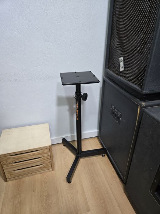 2 Suportes de monitor/mesa