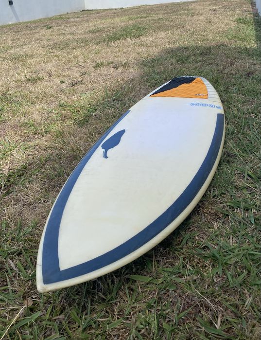 Prancha de surf 4’10’’ Chilli fibra.