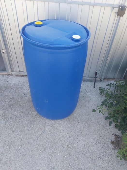 Beczki plastikowe 220 l