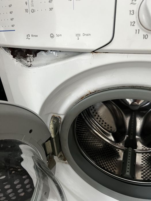 Стиральная машинка Indesit