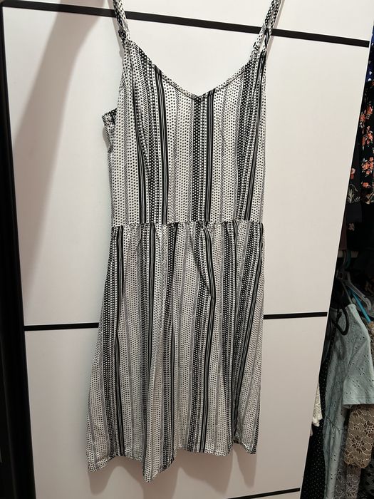 Sukienka H&M 34 na ramiączkach