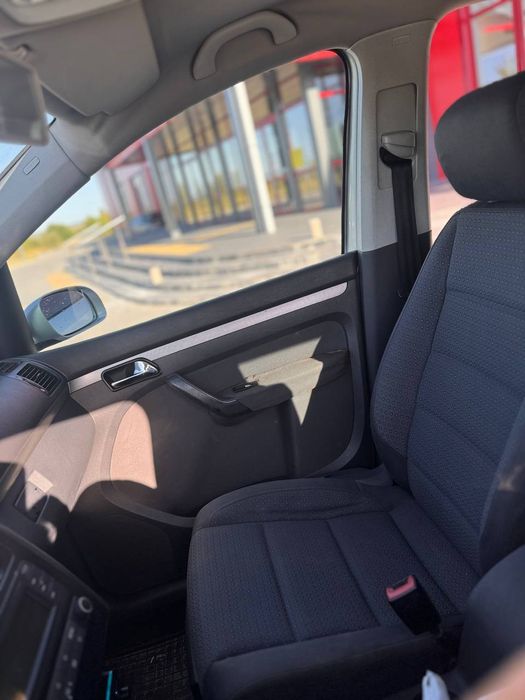 Продаю VW Touran 2003
