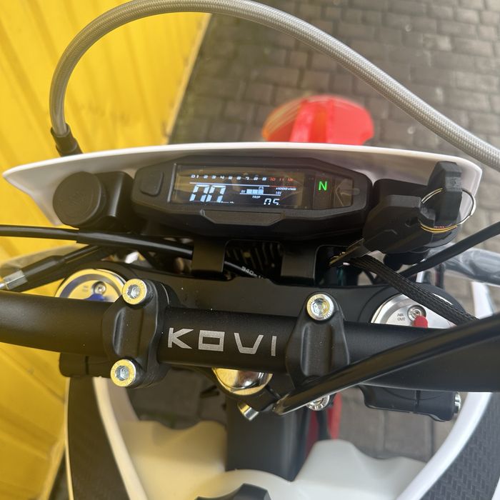 Новий мотоцикл Kovi JN250 Motard | 2026 | 24к.с. | 6-ти КПП | ZS172FMM