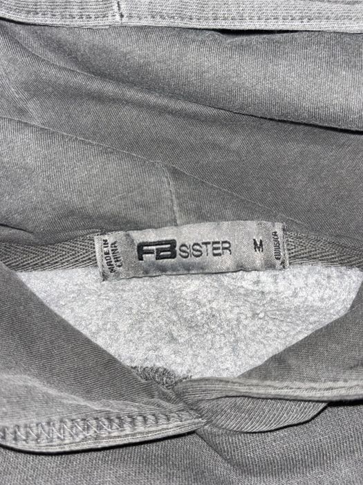 Укорочене худі розмір М