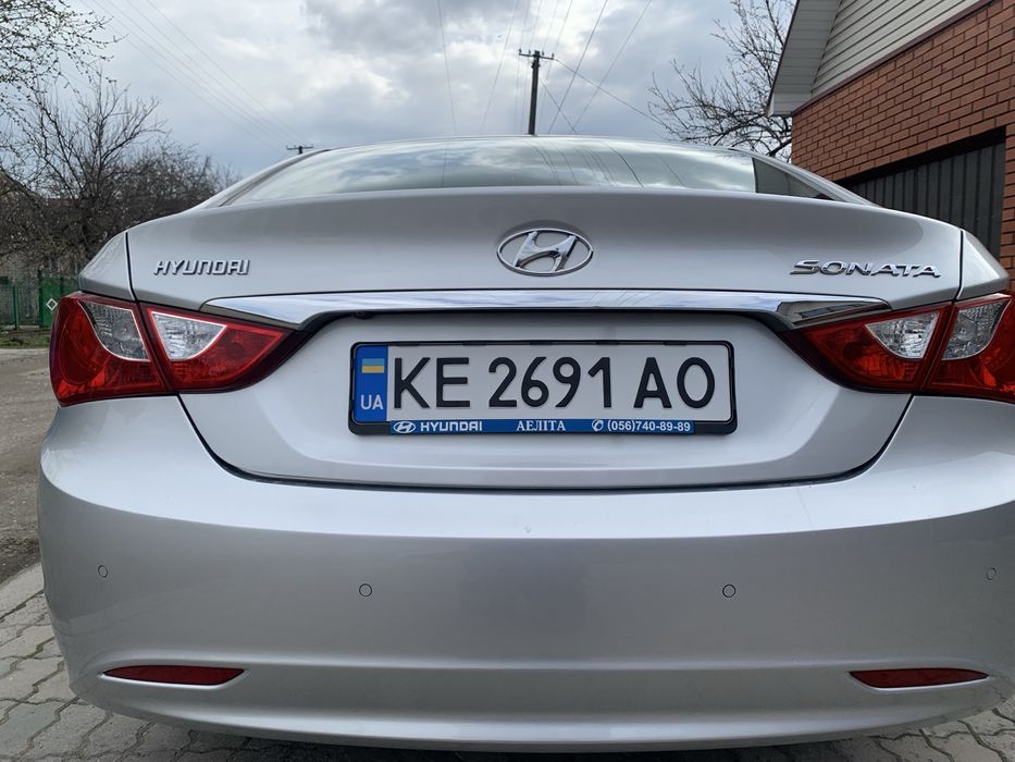 Hyundai Sonata official.