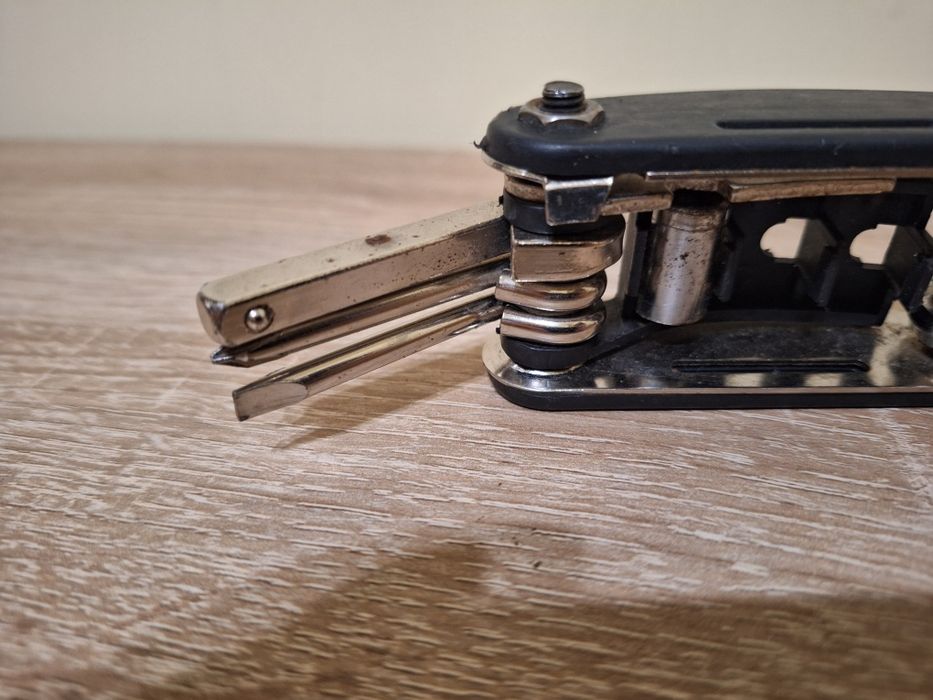Multitool narzędzie wielofunkcyjne rowerowe rower śrubokręt