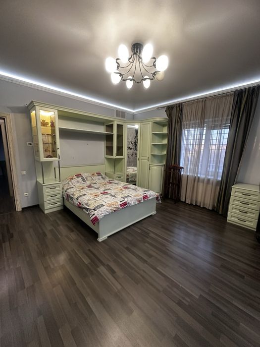 Хозяйский, добротный дом. Газофицирован
