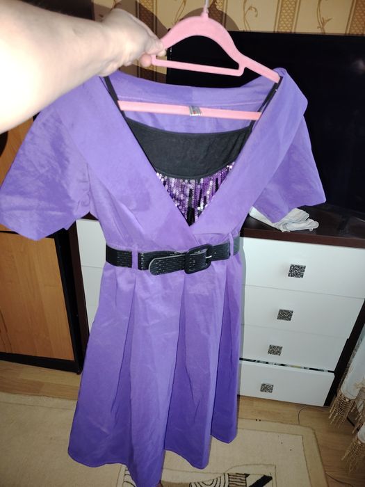 Платье Ретро завышенная талия. Плечи полуоткрыты. 48р L

Длина 98
Пог