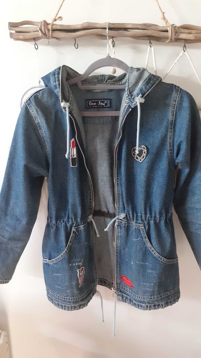 Kurtka przejsciowa ala jeans rozm.S naszywki