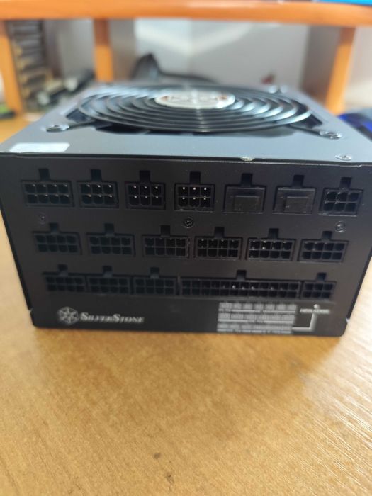 Zasilacz SilverStone DA1650   80 PLUS