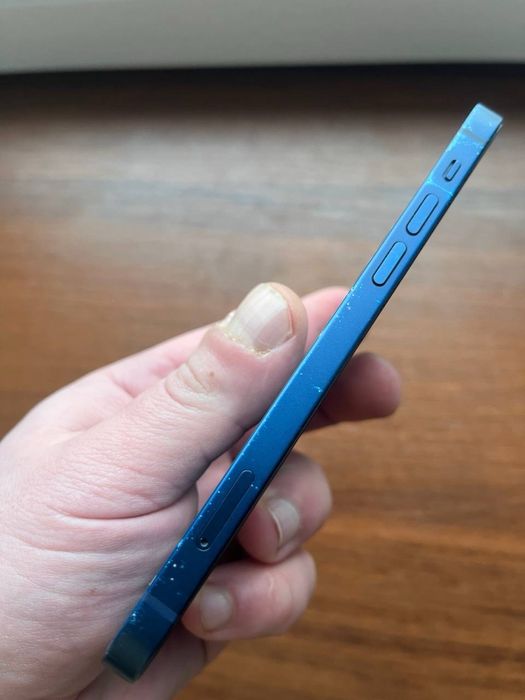 Iphone 12 64gb Blue passcod