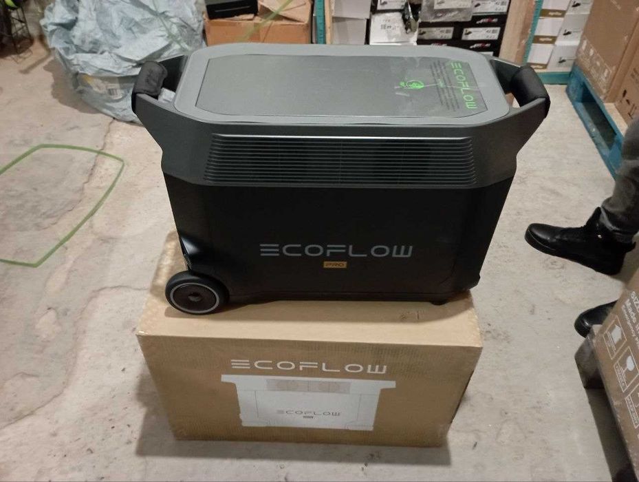 Зарядна станція EcoFlow Delta Pro  3600Wh