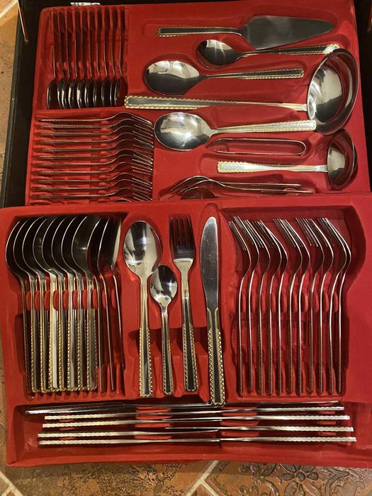 Komplet sztućców ze stali nierdzewnej