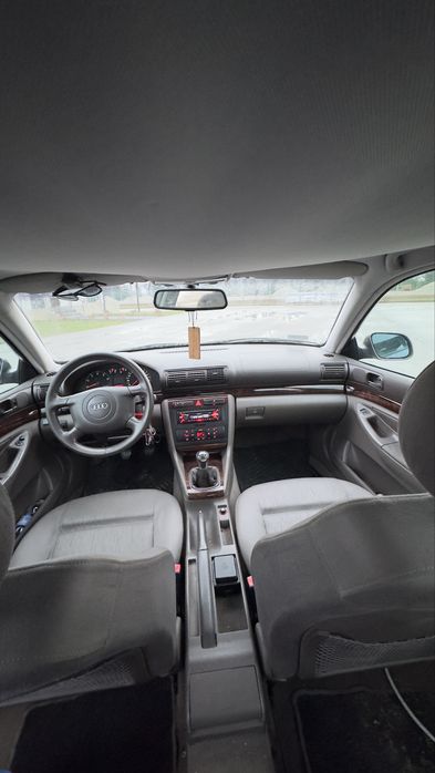 AUDI A4 B5 1.8 B+G 2000R