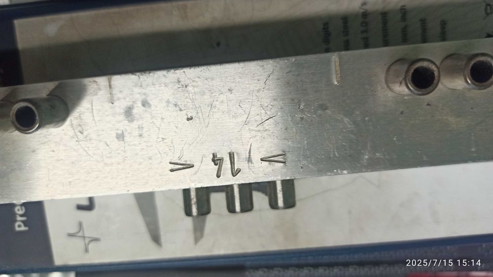 szablon aluminiowy  do wiercenia mebli