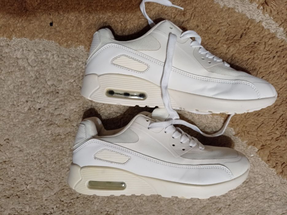 Кросівки 38 роз.