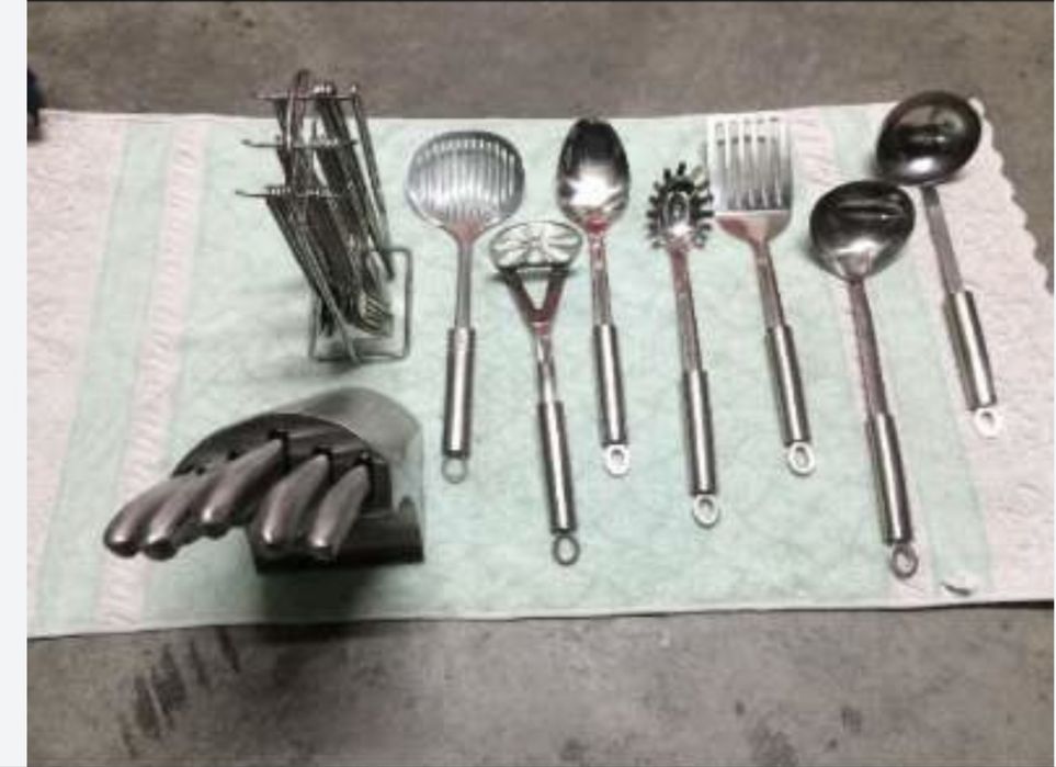Pratos dos Duques de Bragança talheres e acessóriosde cozinha