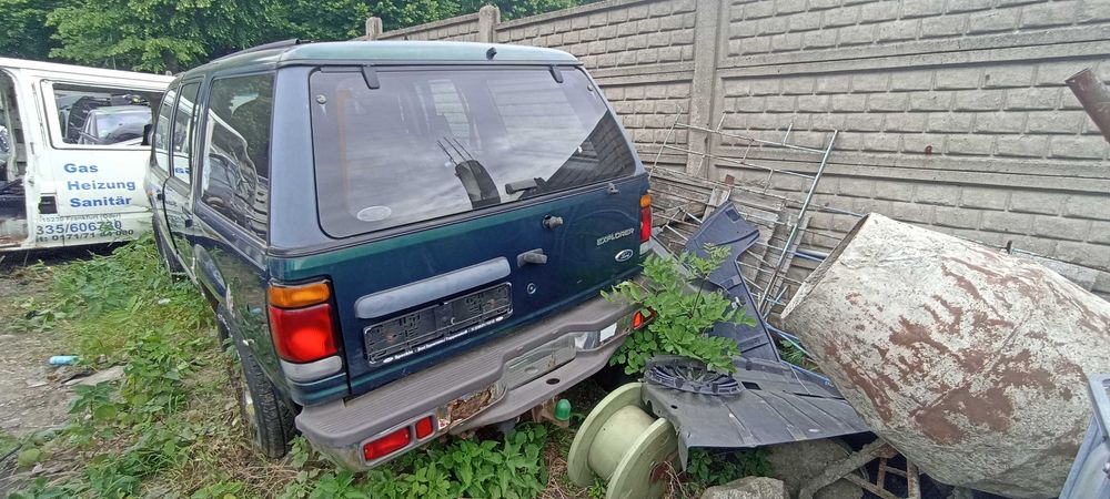 Ford Explorer  4.0 v6  D0HC  samochód na części