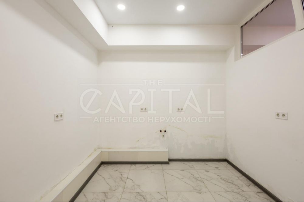 Продаж салону краси Ірпінь центр 58 м2 генератор