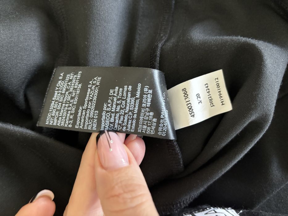 Calvin Klein Jesns mala czarna sukienka mini XS lampas