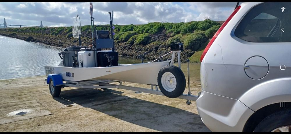Skiff XTR Blade 14 (COMO NOVO) + Atrelado + Extras