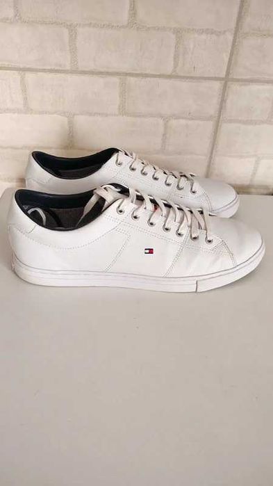 Buty trampki Tommy Hilfiger Essential Leather Sneaker White  r. 46