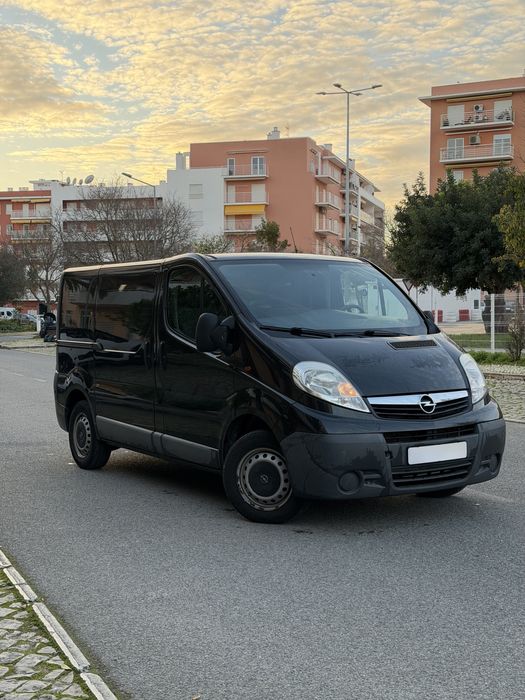 Opel vivaro 2.0cdti 13