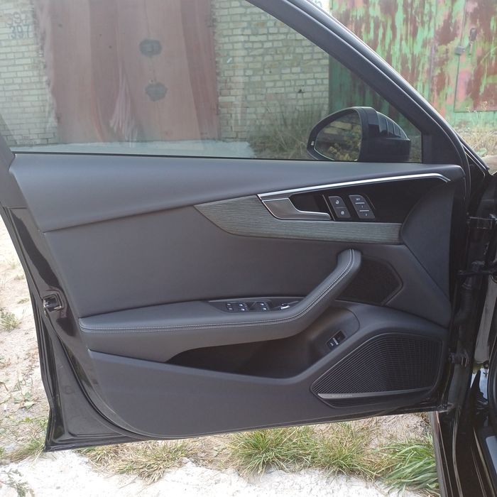 Продам Audi A4 b9 2023