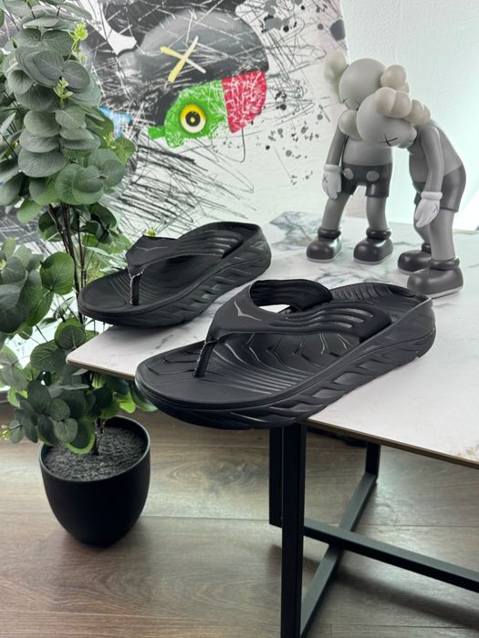 Тапочки шльопки Hoka Ora Recovery 46 розмір Е14724