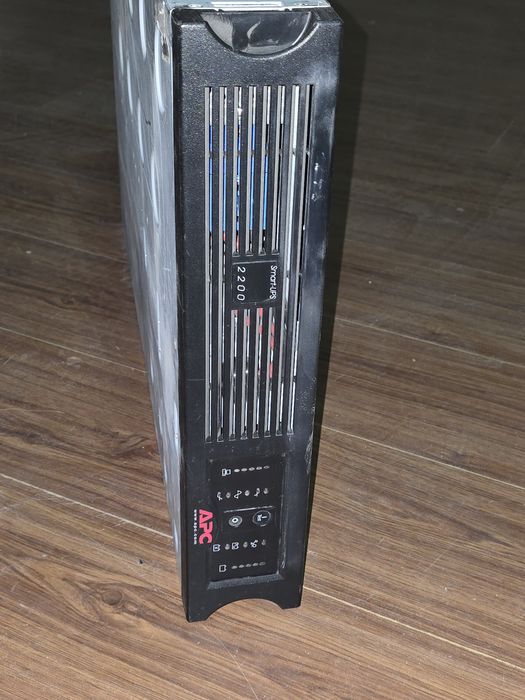 Продам ДБЖ smart  Apc 2200 (1980Вт)